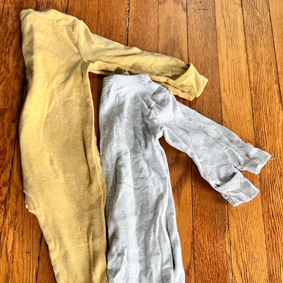 Old Navy yellow and gray pajamas set - 3-6, and 6-9 months - Picture 3 of 3